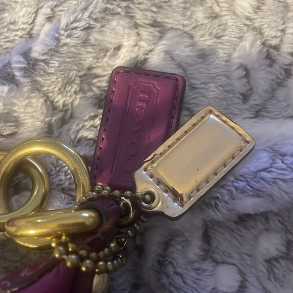 Authentic coach purse - Picture 4 of 5